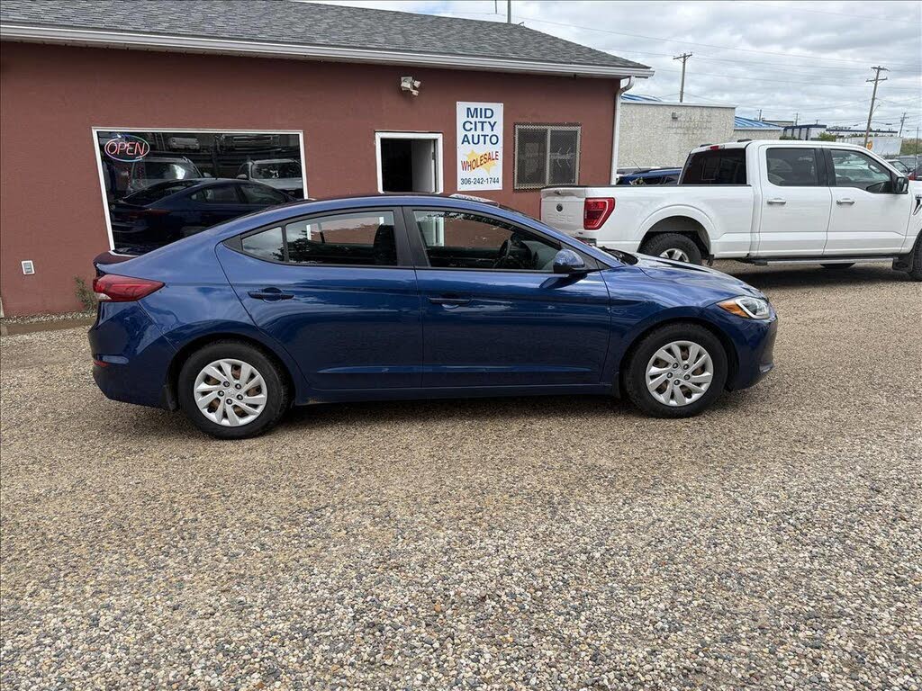 2017 Hyundai Elantra SE FWD