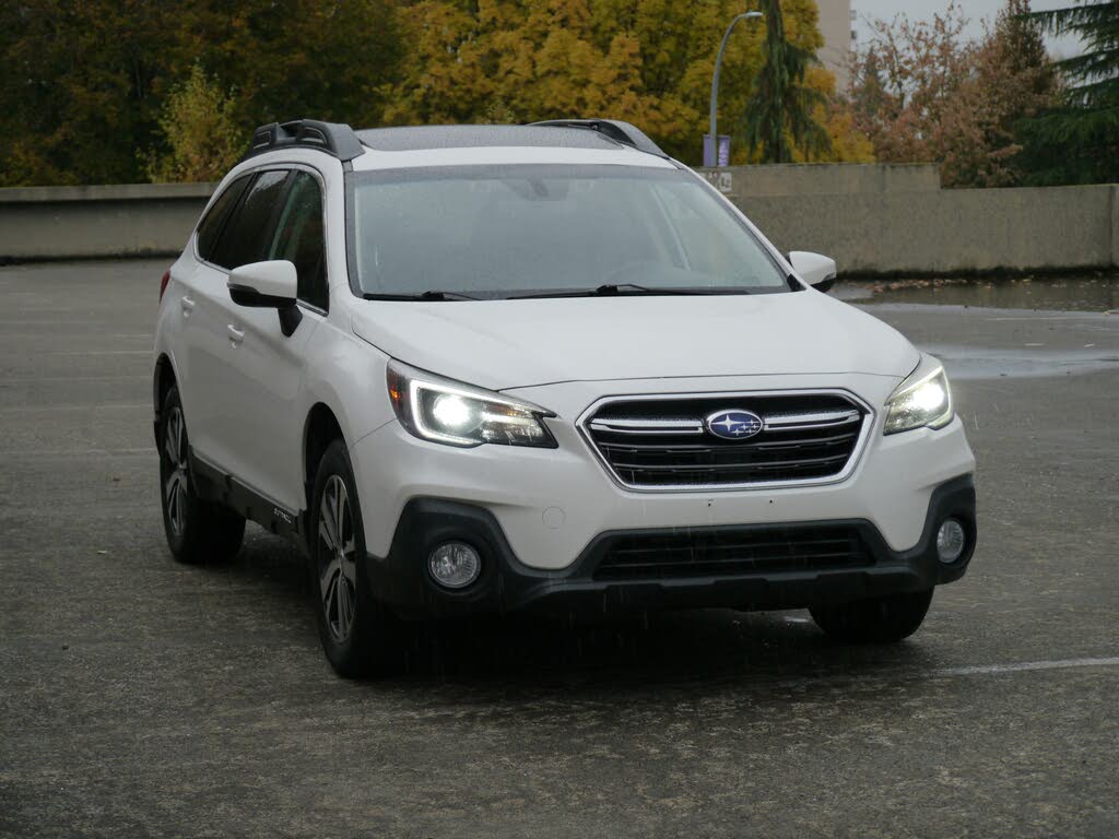 2018 Subaru Outback 2.5i Limited AWD with EyeSight Package