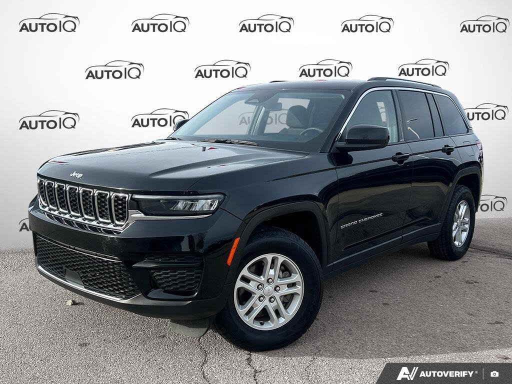 2023 Jeep Grand Cherokee Laredo 4WD