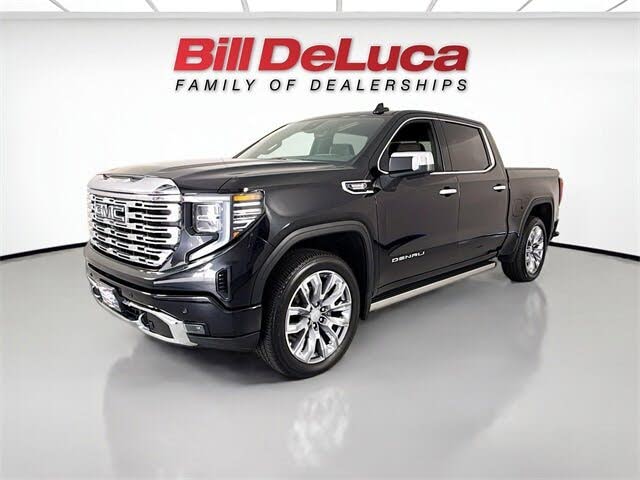 2022 GMC Sierra 1500 Denali Crew Cab 4WD