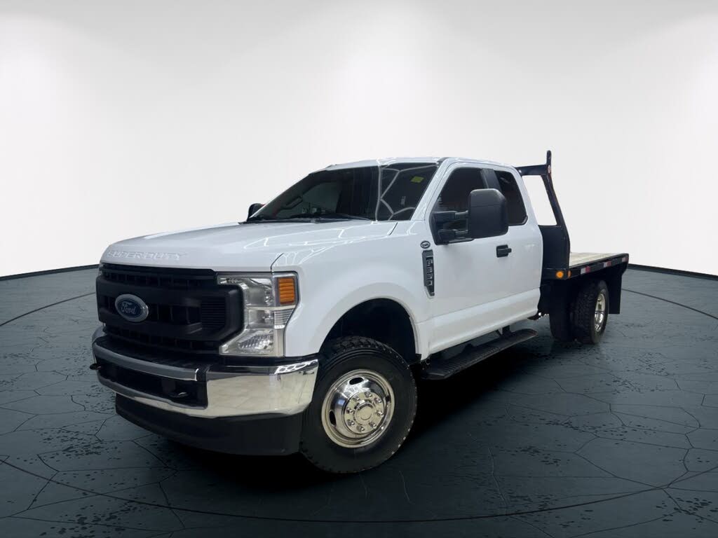 2021 Ford F-350 Super Duty Chassis XL SuperCab DRW 4WD
