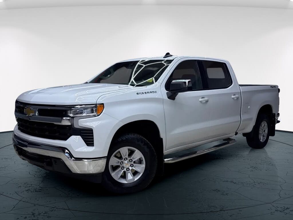 2024 Chevrolet Silverado 1500 LT Crew Cab 4WD