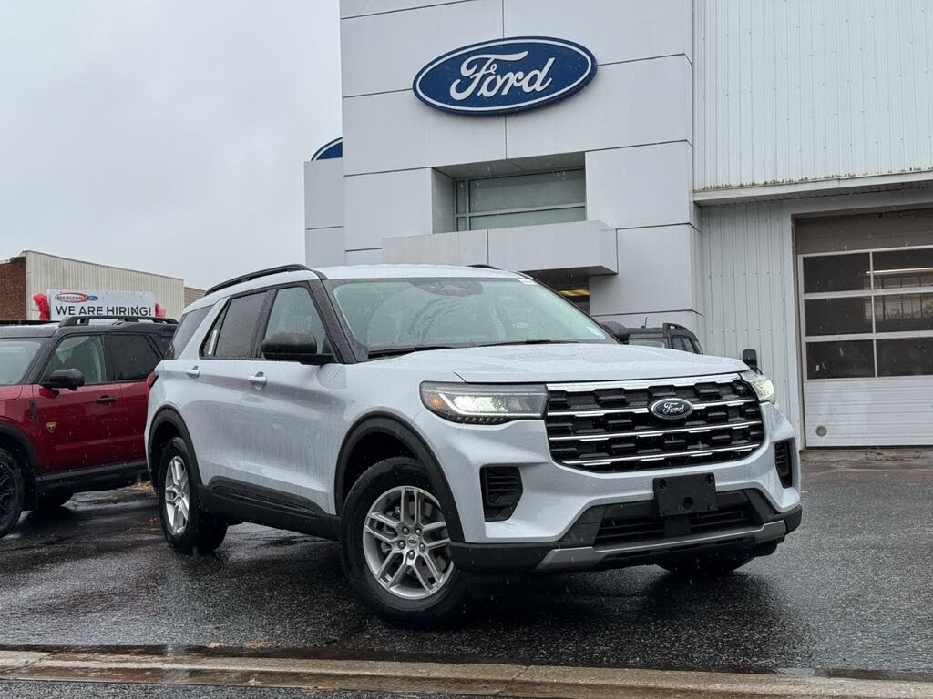 2026 Ford Explorer Active AWD