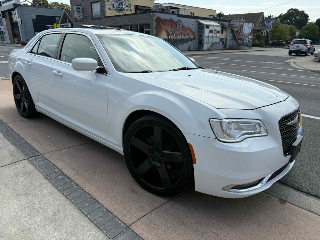 2015 Chrysler 300 Touring RWD