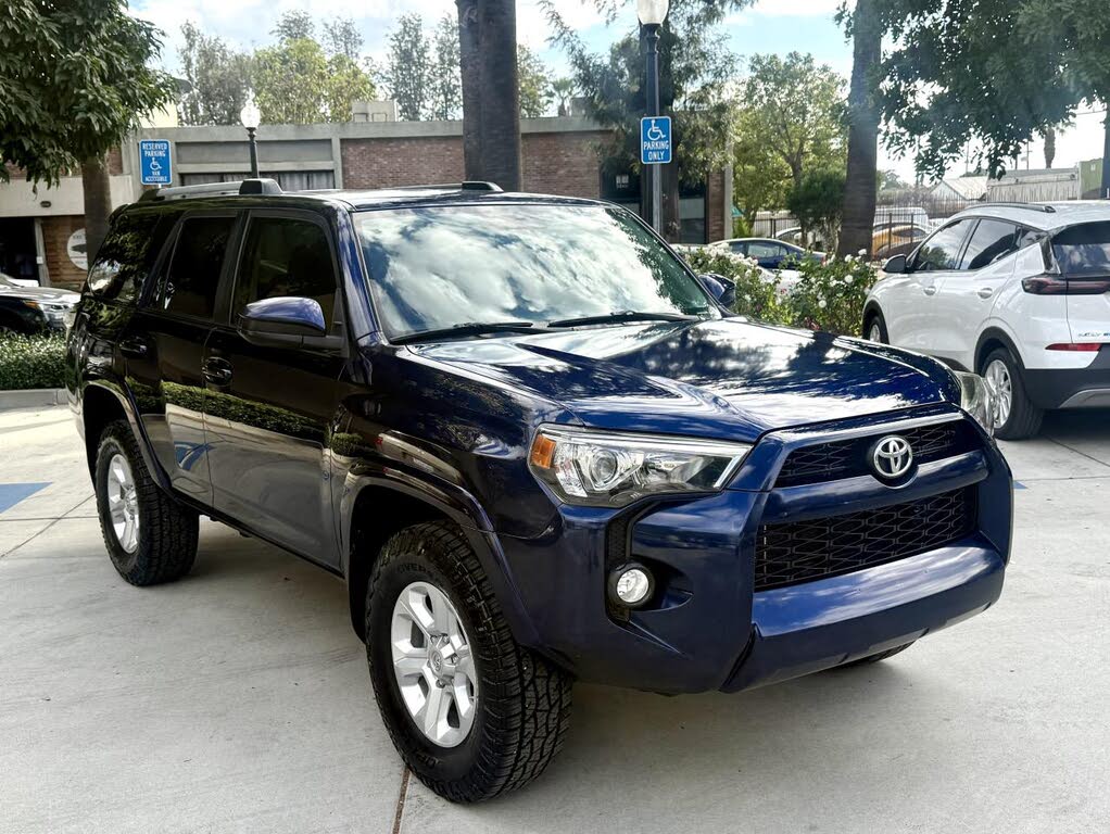 2019 Toyota 4Runner SR5 4WD