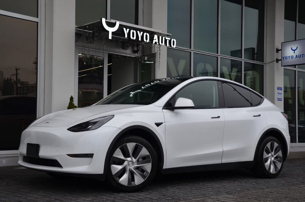 Tesla Model Y Long Range AWD 2023