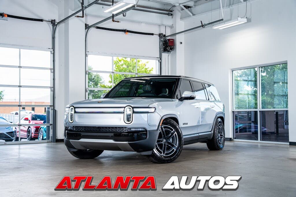 2025 Rivian R1S Adventure Dual Motor AWD