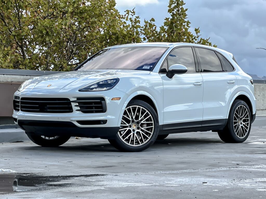 2022 Porsche Cayenne Platinum Edition AWD