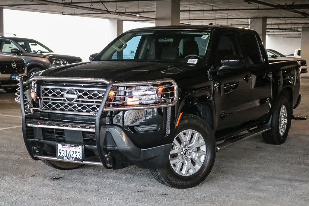 2023 Nissan Frontier SV Crew Cab RWD