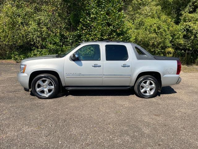 2011 Chevrolet Avalanche LTZ 4WD