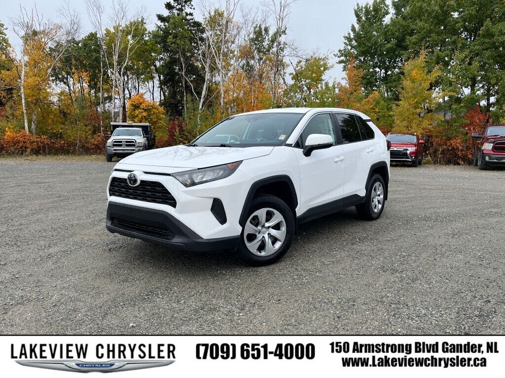 2022 Toyota RAV4 LE FWD
