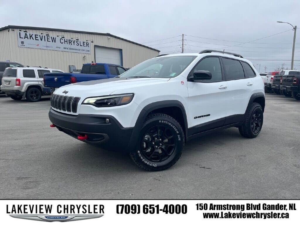 2023 Jeep Cherokee Trailhawk 4WD