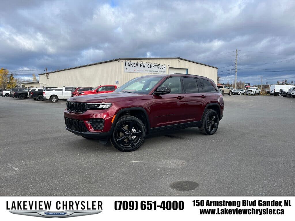 2025 Jeep Grand Cherokee Altitude 4WD