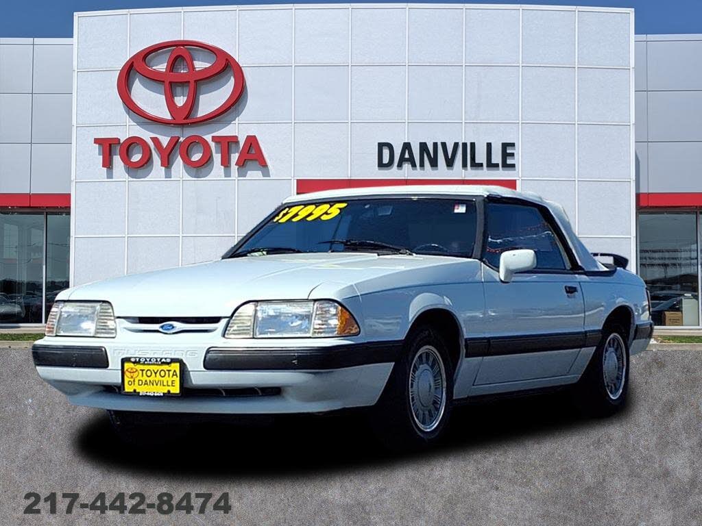 1988 Ford Mustang LX Convertible RWD