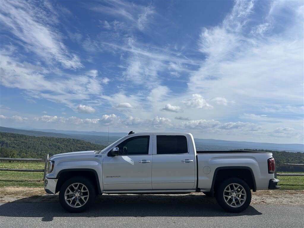 2018 GMC Sierra 1500 SLT Crew Cab 4WD