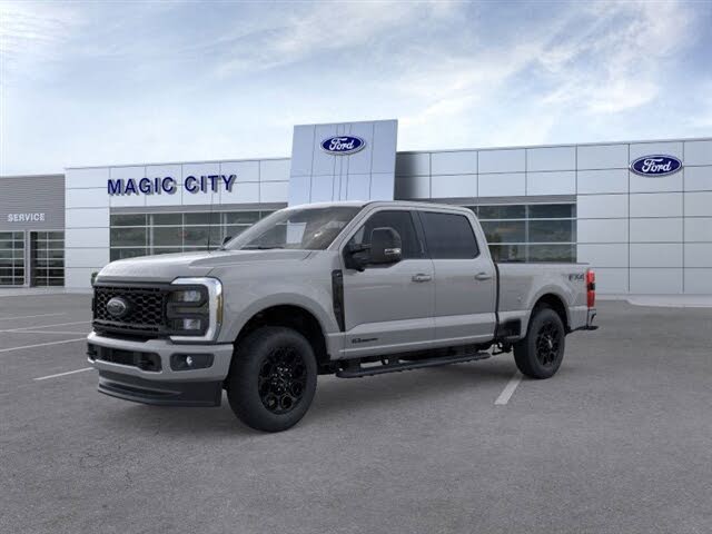 2025 Ford F-250 Super Duty XLT Crew Cab 4WD