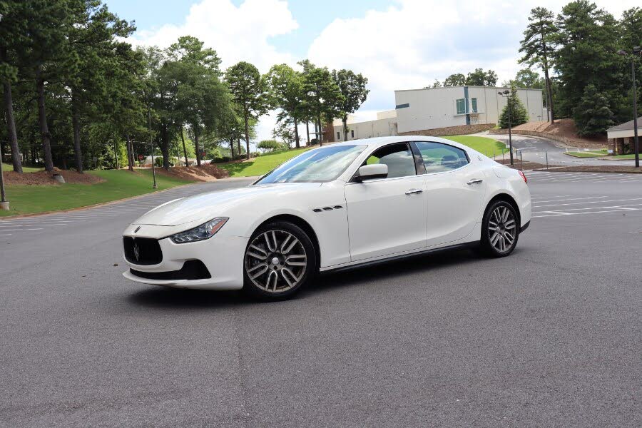 2015 Maserati Ghibli RWD