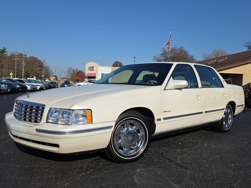 1998 Cadillac DeVille Sedan FWD