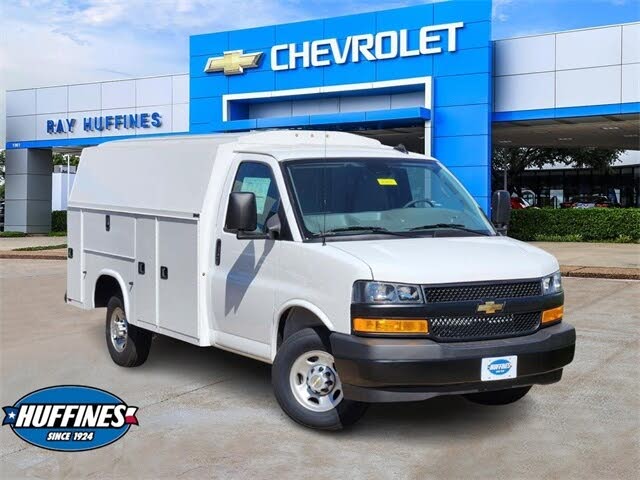 2025 Chevrolet Express Chassis 3500 Cutaway 139
