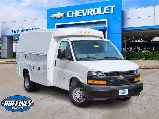 2025 Chevrolet Express Chassis 3500 Cutaway 139