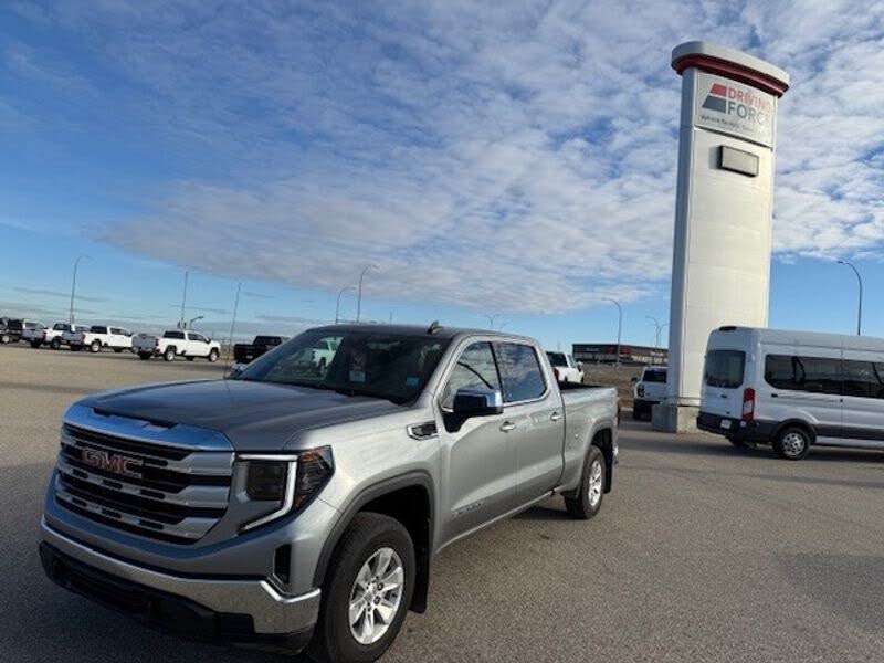 GMC Sierra 1500 SLE Crew Cab 4WD 2024