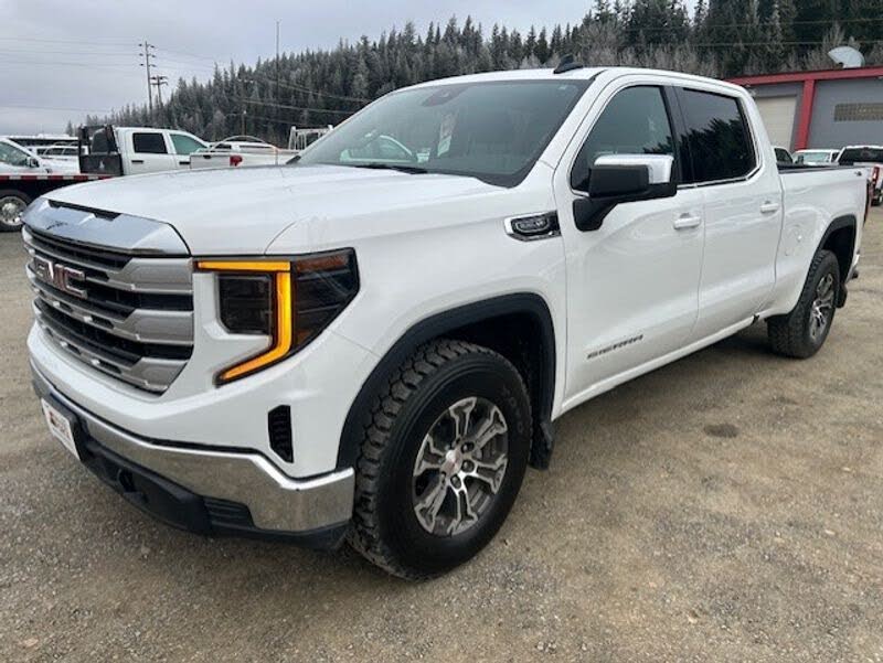 2024 GMC Sierra 1500 SLE Crew Cab 4WD