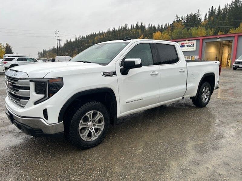 2024 GMC Sierra 1500 SLE Crew Cab 4WD