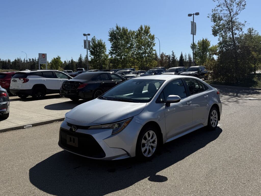 Toyota Corolla LE FWD 2022