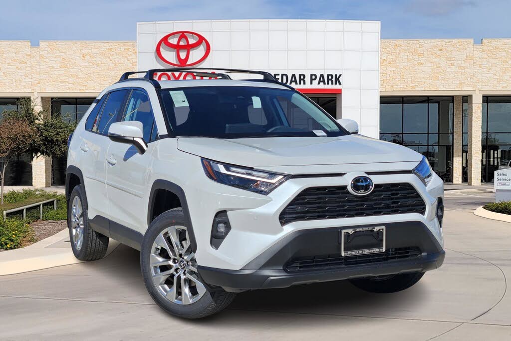 2025 Toyota RAV4 XLE Premium FWD