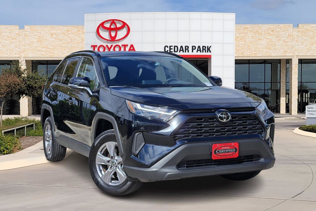 2025 Toyota RAV4 Hybrid XLE AWD