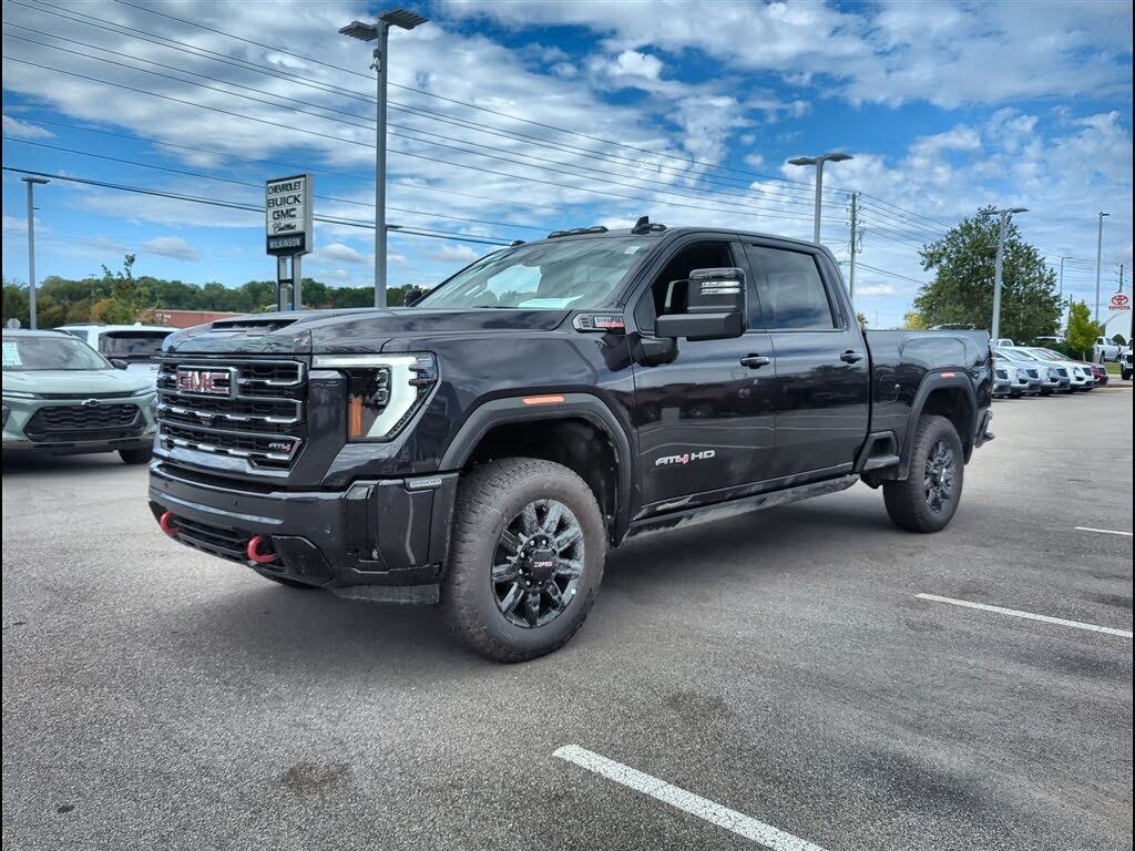 2026 GMC Sierra 2500HD AT4 Crew Cab 4WD
