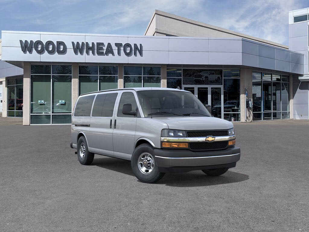 2025 Chevrolet Express 3500 LT RWD