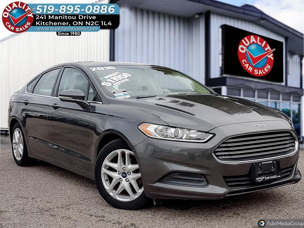2016 Ford Fusion SE