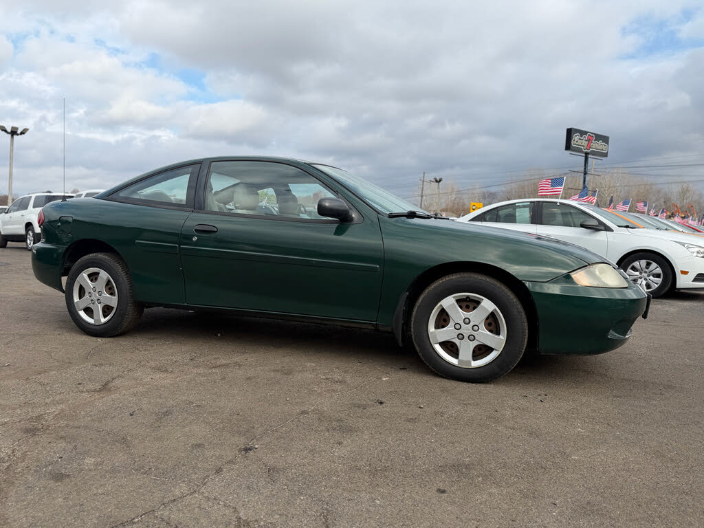2004 Chevrolet Cavalier LS Coupe FWD