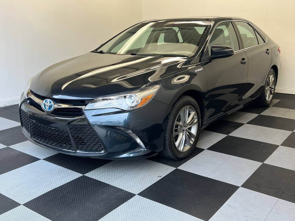 2015 Toyota Camry Hybrid SE FWD