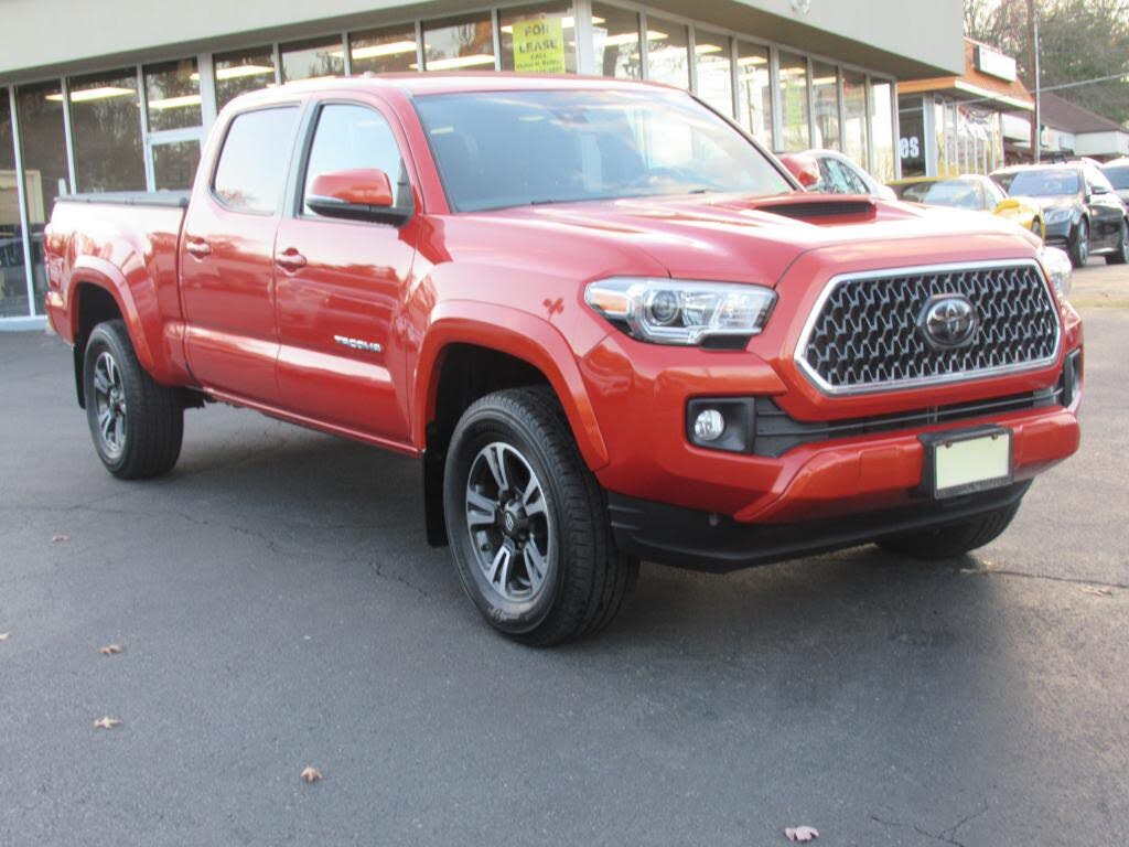 2018 Toyota Tacoma SR5 V6 Double Cab LB 4WD