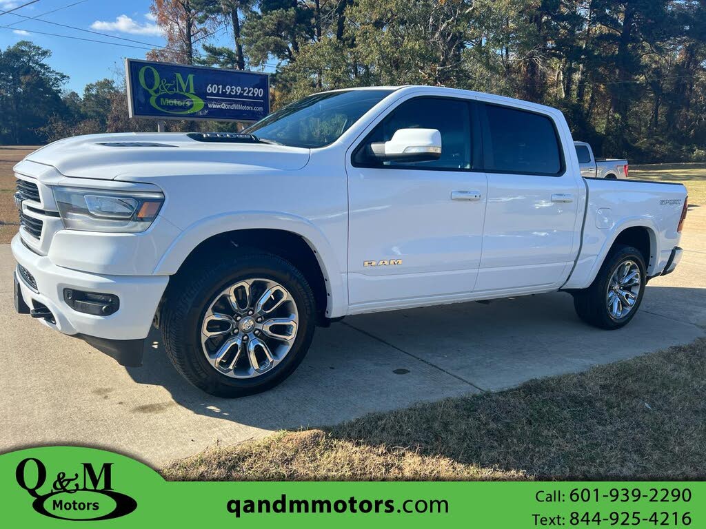 2020 RAM 1500 Laramie Crew Cab 4WD
