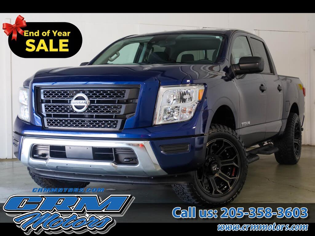 2022 Nissan Titan SV Crew Cab 4WD