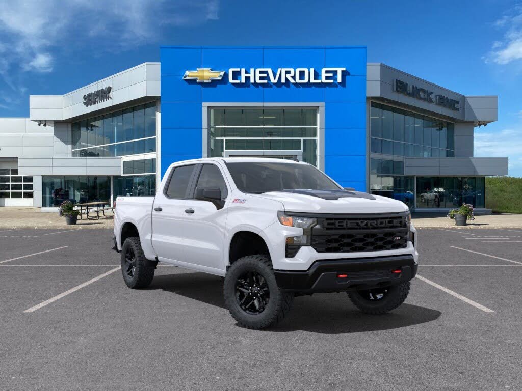 2025 Chevrolet Silverado 1500 Custom Trail Boss Crew Cab 4WD