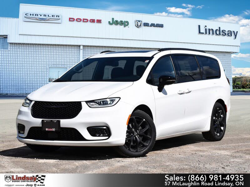 2026 Chrysler Pacifica Limited FWD