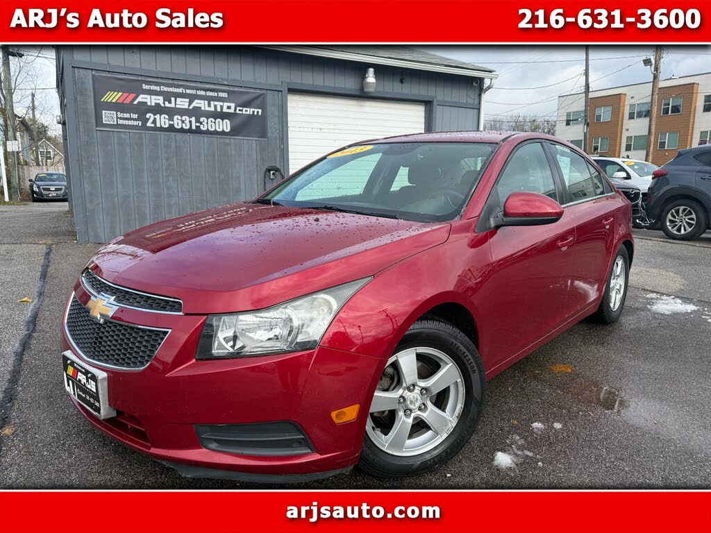 2013 Chevrolet Cruze 1LT Sedan FWD