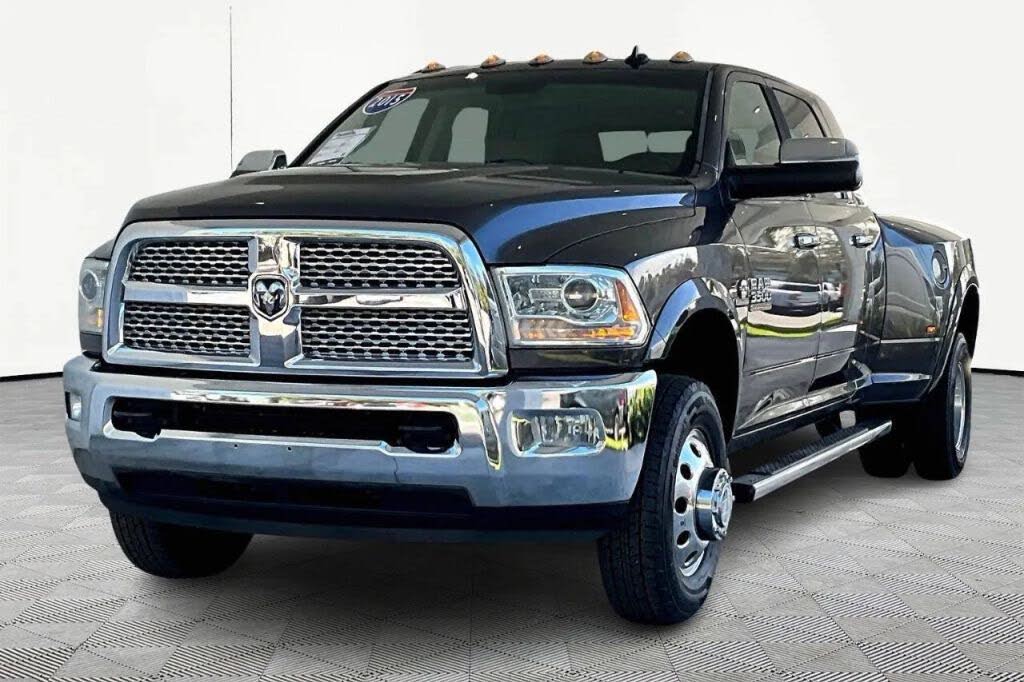 2015 RAM 3500 Laramie Mega Cab DRW 4WD
