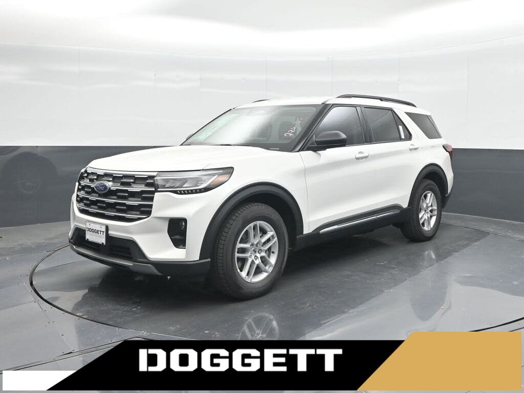 2025 Ford Explorer Active RWD