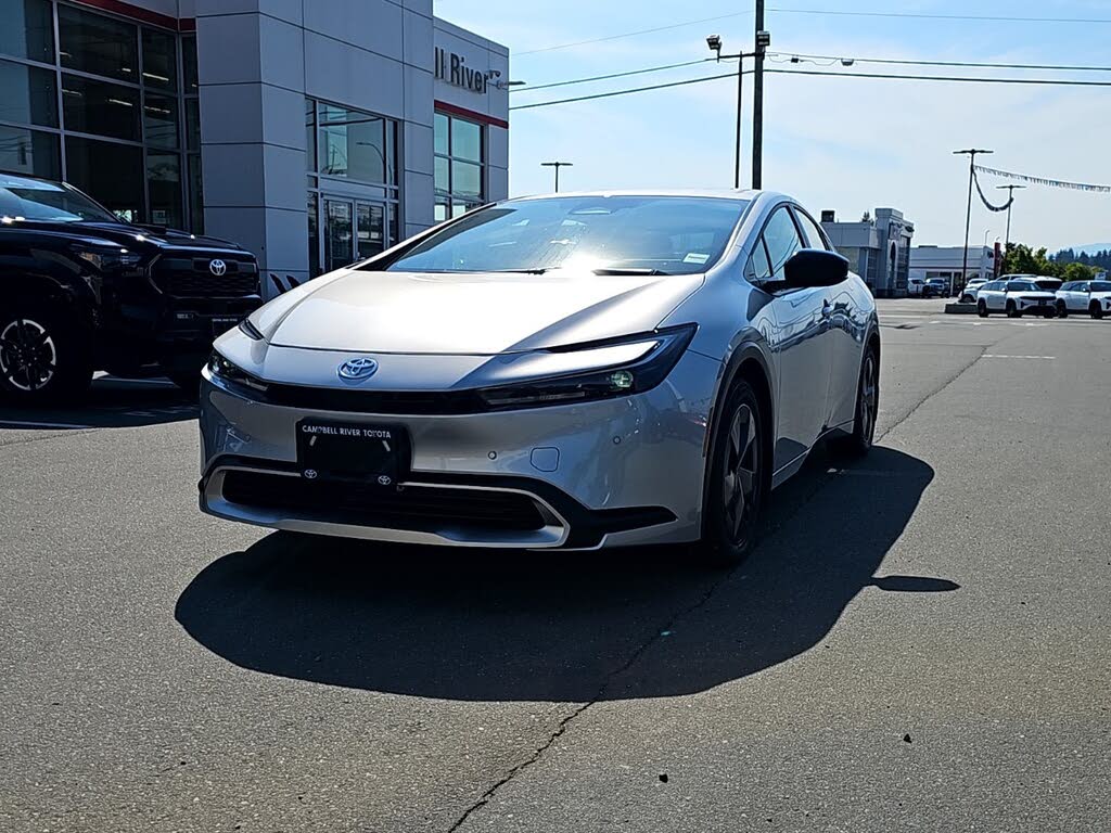 2026 Toyota Prius Plug-In Hybrid SE FWD