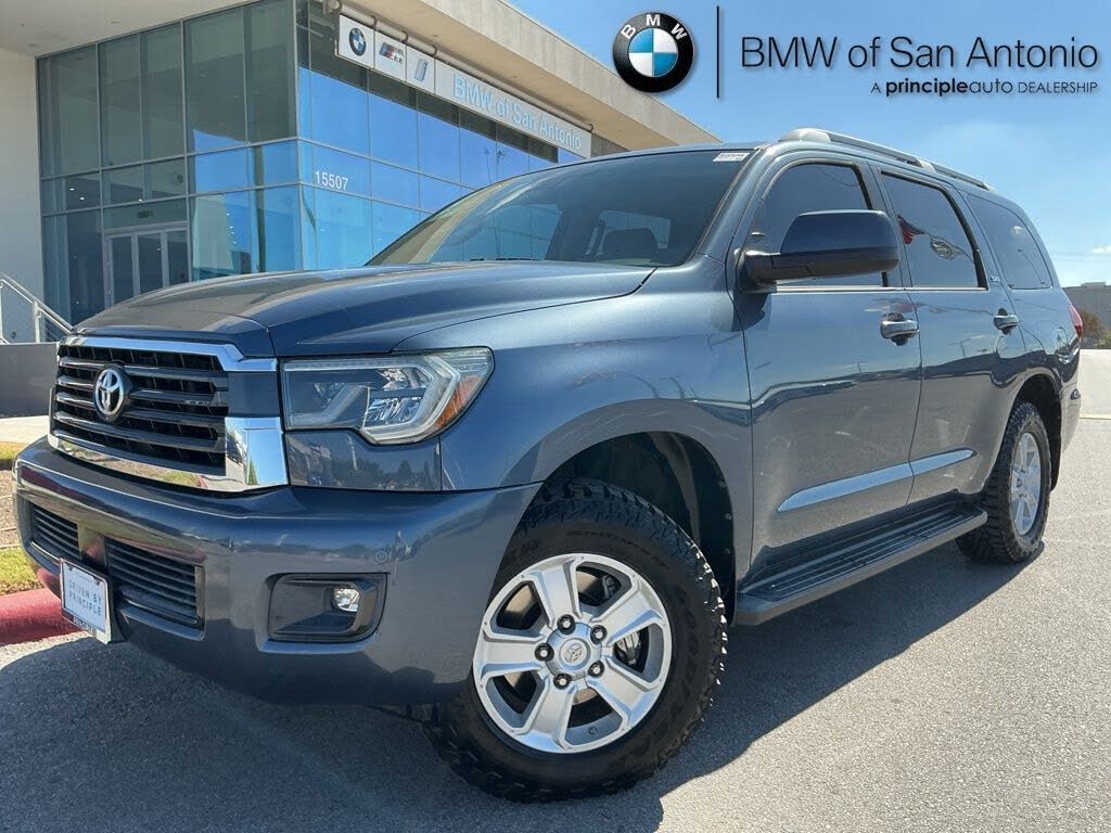 2018 Toyota Sequoia SR5 4WD