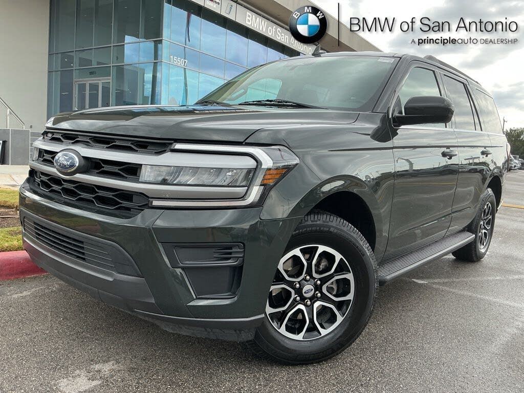 2022 Ford Expedition XLT RWD