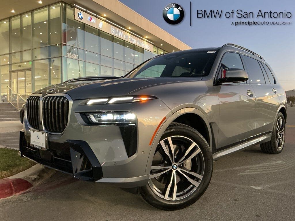 2023 BMW X7 xDrive40i AWD