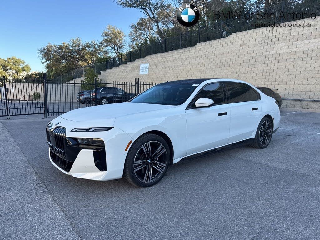 2024 BMW i7 eDrive50 4dr FWD