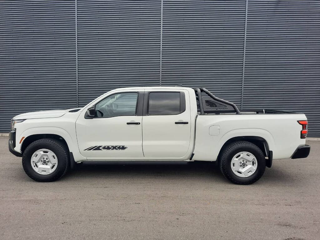 2024 Nissan Frontier SV Crew Cab LB 4WD