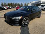 Volvo S60 B5 Plus Dark Theme AWD